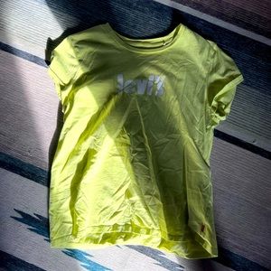 Levi’s T-shirt